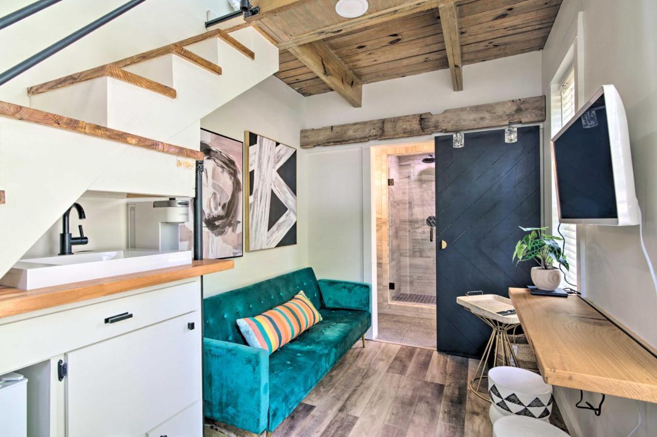 Modern Starkville Tiny Home Near Dining And Msu Zewnętrze zdjęcie