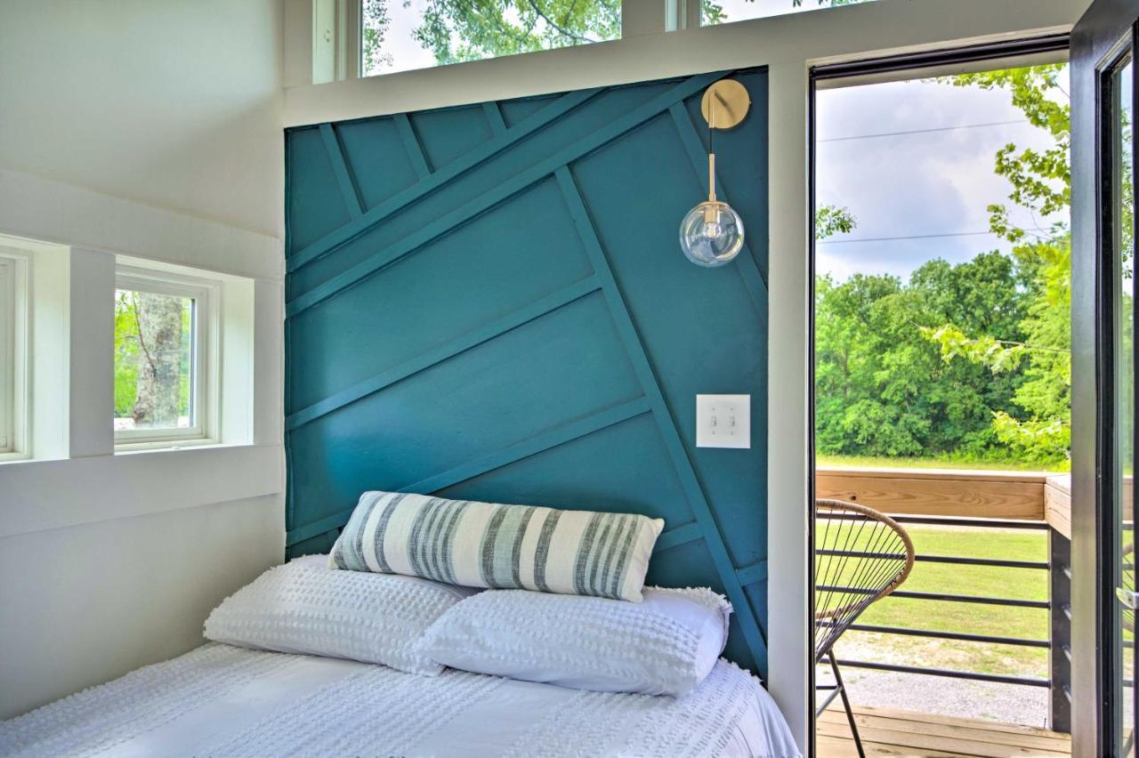 Modern Starkville Tiny Home Near Dining And Msu Zewnętrze zdjęcie